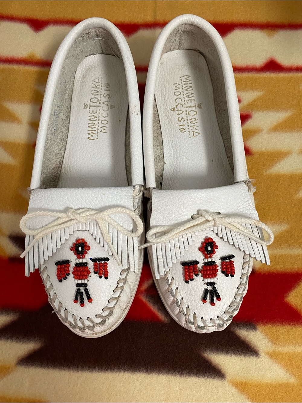 Minnetonka White Beaded Fringe Moccasins